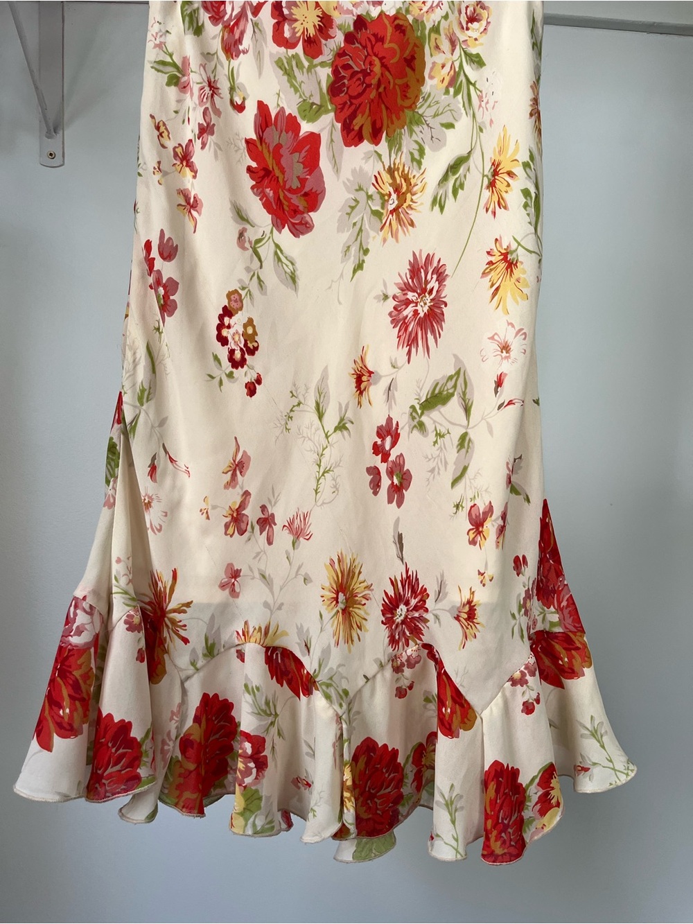 Jessica Petites Ivory Midi Skirt with Red Floral Print - Picture 5 of 13